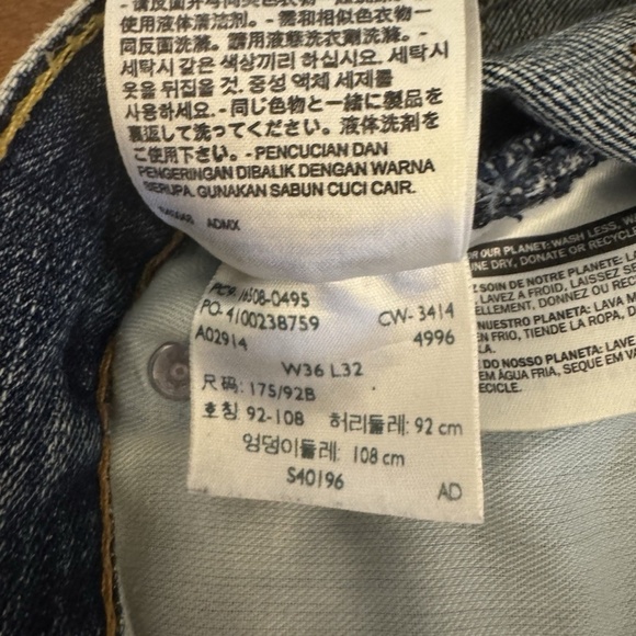 Levi's 508 Size 36x32 Medium Wash Taper Fit Jeans - EUC - Picture 4 of 5